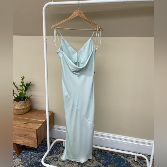 Babaton BELLAMY DRESS SIZE M - Picture 4 of 7